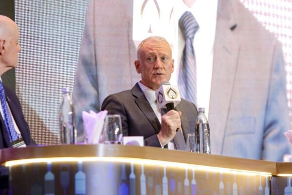 晨丽设定2027年网博收入目标占比20%