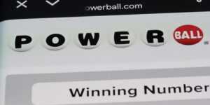 英国新玩家中得Powerball第五大奖