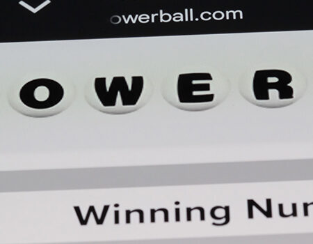 英国新玩家中得Powerball第五大奖