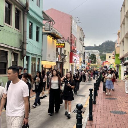 澳门国庆黄金周开局强劲，首日游客达169,000人！