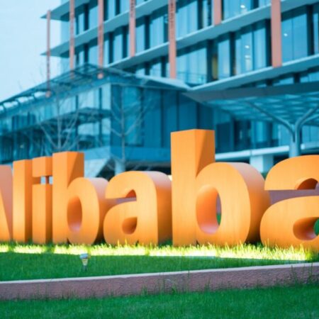 科技股下滑，阿里巴巴重挫5%